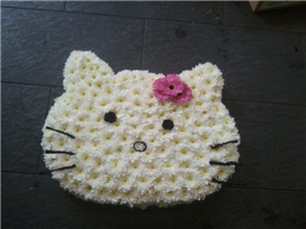  Hello Kitty funeral piece